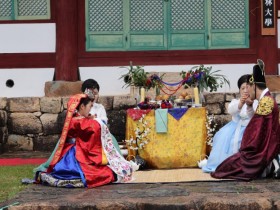 전통혼례, 광양향교에서 다시 열린다…“문화유산에서 열리는 특별한 결혼식”