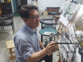 퇴직 앞둔 여수시청 공무원, 35년 공직생활 화폭에 담아 ‘눈길’