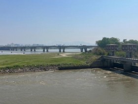 50년 만에 열린 ‘백마도’…김포, 한강 철책 걷고 시민 품으로