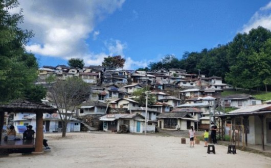 순천드라마촬영장 설맞이 ‘복(福)합문화공간’…반려동물과 추억 여행