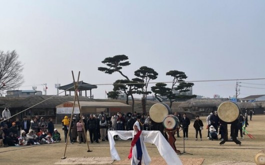 서산해미읍성 설날 민속 한마당…대북·줄타기·떡메치기등